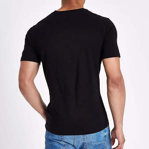 Camiseta de algodón suave personalizada de primera calidad para hombre, transpirable, de secado rápido, a precio económico. - Product Image 4