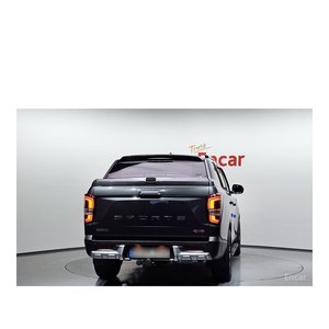 KGM KG Mobility 2024/1 SsangYong Rexton Diésel 2.2 4WD 47,586 km Caja de Cambios Automática Estándar de Emisiones Euro V Asientos de Cuero Izquierda - Product Image 4