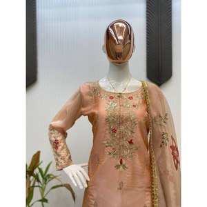 Salwar Kameez de Seda para Fiesta, Talla XL, Top y Pantalón con Dupatta, Elegante y con Estilo - Product Image 1