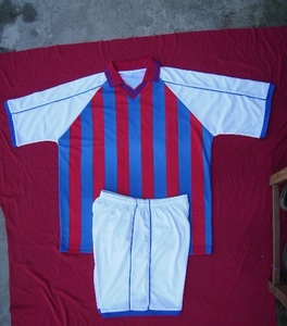 Camisetas de Fútbol Transpirables para Universidad, Camisetas de Fútbol Personalizadas con Estampado por Transferencia de Calor, Camisetas Cortas de Secado Rápido que Absorben la Humedad - Product Image 4