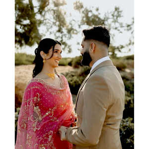 Ensemble de tailleur de soirée pour femmes avec haut plazzo brodé et look élégant Dupatta - Product Image 3