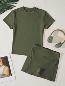 ชุดออกกำลังกายโยคะวิ่งไนลอนสีพื้นเนื้อนุ่มพิเศษสำหรับผู้หญิงเอวสูงยืดหยุ่นชุดกางเกงขาสั้นสองชิ้นชุดกีฬาชุดลำลอง - Product Image 6