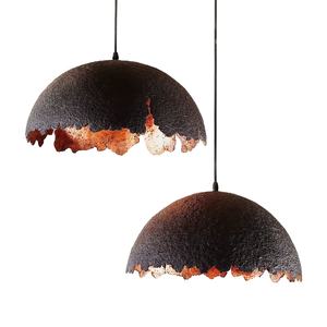 Luminaire suspendu moderne en forme de dôme noir avec intérieur en feuille d'or, lampe de plafond suspendue de luxe pour le salon et la salle à manger - Product Image 2