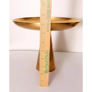 Round Metal <b>Cake</b> <b>Stand</b> Handmade Gold Finish Single Piece Decorative Display <b>Stand</b> - Product Image 4