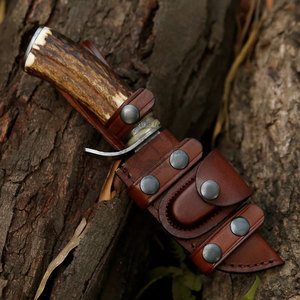 Couteau de chasse Bowie en acier Damas 1095 à haute teneur en carbone et alliage 15N20 de 9,5 pouces - Lame fixe forgée à la main, ambidextre, avec manche en bois de cerf pour la survie - Product Image 6