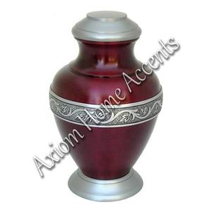 Sofisticada urna de cremación de aluminio con detalles artesanales Una hermosa urna de recuerdo de Axiom Home Accents - Product Image 4