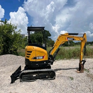 Mini-excavatrice Sany pour les entrepreneurs en aménagement paysager, avec une maniabilité pratique pour la rénovation de jardins et les travaux de terrassement extérieurs - Product Image 1