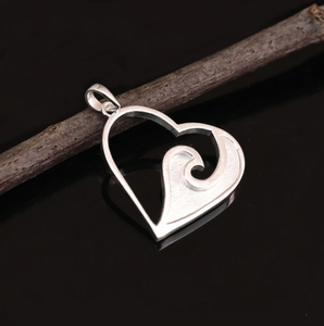 จี้925กรอบหัวใจแบบมีกรอบเป็นคลื่นเงินสเตอร์ลิงประดับรูปขอบคลื่นทะเลเป็นที่ระลึกสำหรับงานเผาศพทำด้วยเรซิน - Product Image 1