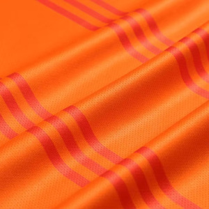 Ensemble de maillot de football en polyester tricoté pour homme, séchage rapide, rayé, col en V, uniforme de sport avec short, détection par aiguille, vente en gros - Product Image 5