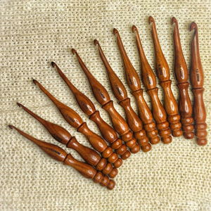 Agujas de Madera de Palisandro Hechas a Mano para Principiantes, Personalizadas de 3mm a 19mm - Product Image 6
