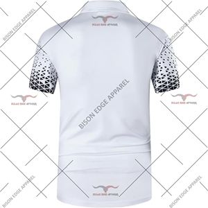 เสื้อโปโลแขนสั้นผู้ชาย ลายสามเหลี่ยมเรขาคณิต ซิปครึ่งตัว แห้งเร็ว สปอร์ต ผ้าถักโพลีเอสเตอร์ สีขาว - Product Image 2