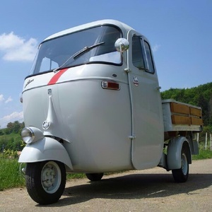 Triciclo Duradero Piaggio Ape para Comida Móvil, Cafetería y Venta Ambulante, Diseñado para Uso Comercial a Largo Plazo en el Comercio de Alimentos y Bebidas - Product Image 6