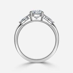 Anillo de Compromiso con Diamante Cultivado en Laboratorio de Corte Redondo de 1 Quilate, con Piedras Laterales en Forma de Pera, Oro Blanco de 14K, Fabricación de Joyería Personalizada OEM ODM al por Mayor - Product Image 2