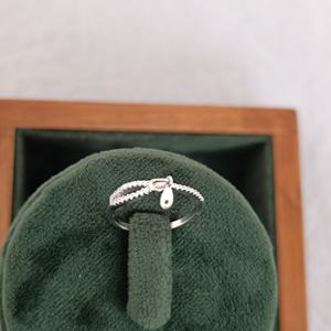 Anillo Ajustable de Plata de Ley 925 con Nudo de Lazo y Circonitas Cúbicas, Joyería Clásica para Mujer, Regalo de Boda o Promesa - Product Image 2