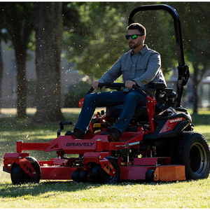 Tractor Cortacésped de Giro Cero de Alta Resistencia para un Corte Eficiente de Césped en Grandes Áreas y Gestión de Propiedades - Product Image 2