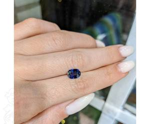 หินพลอยแซฟไฟร์สีฟ้าเจียระไนทรงรีหินหลวมมีความคมชัดสูงขนาดตามสั่งสำหรับงานหัตถกรรมเครื่องประดับ - Product Image 2