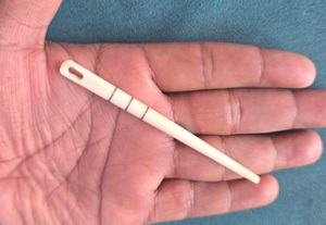 Top quality Eco-Friendly Buffalo Bone <b>Sewing</b> Needle Natural Shape Modern weaving Tool Leatherwork Weaving Crochet Home - Product Image 4