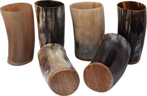 Verres à shot authentiques en corne de Viking, faits à la main, avec base en bois naturel et verre poli, pour shots de rhum, idéal pour les fêtes - Product Image 4