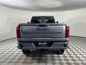 Voiture d'occasion fiable GMC Sierra 2500HD Denali Ultimate Crew Cab 4WD <span class=keywords><strong>SB</strong></span> 2024 - Product Image 4