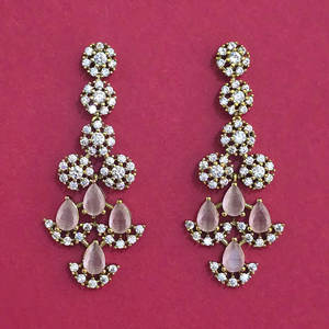 Exportador de Joyería Artesanal de la India, Kanhai Jewels, Amuleto de Latón con Circonita, Baño Mehndi, Diseño Clásico para Aniversario de Mujer 444131 - Product Image 4