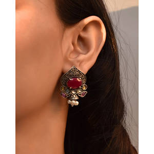Pendientes de Botón de Plata Meera Jaipur Lavita - Accesorio Elegante y con Estilo - Product Image 2
