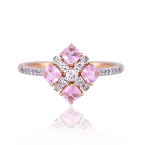 Anillo de Cóctel con Racimo Floral de Cuarzo Rosa Hidrocultivado, Joyería Fina Elegante y de Lujo para Mujer, Oro Rosa de 18K - Product Image 1