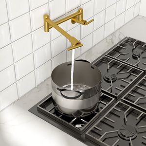 Rubinetto da Cucina Tradizionale a Parete con Doppia Maniglia, Braccio Orientabile a 360 Gradi e Riempitore di Pentole con Doppie Giunture Pieghevoli - Product Image 3