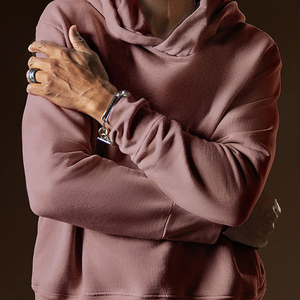 เสื้อฮู้ดผู้ชายผ้าโพลีเอสเตอร์ 100% คุณภาพสูง ระบายอากาศได้ดี ไซส์ใหญ่ สไตล์สตรีทแฟชั่นสำหรับฤดูหนาว  รับสกรีนโลโก้ตามสั่ง กำลังเป็นที่นิยมในวงการ - Product Image 6