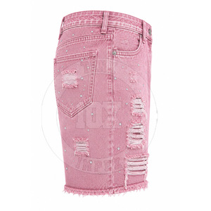 Shorts en jean déchirés à boutons et strass, sans coutures, décontractés, respirants, pour l'été, fabriqués au Pakistan - Product Image 3