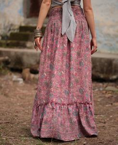 Exportateur et Fabricant De Femmes Porter Indien En Soie Sari Jupe - Product Image 3