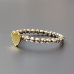 Anillo Romántico en Forma de Corazón con Cuentas de Plata 925 - Joyería Minimalista Ligera, Regalo para Ella - Product Image 2