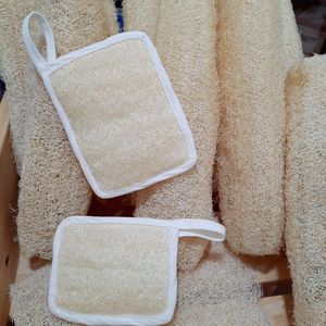 แผ่นใยขัดทำความสะอาดจากธรรมชาติ ทำจากใยบวบ ใช้ซ้ำได้ สำหรับทำความสะอาดภาชนะ จาน และชาม - Product Image 5