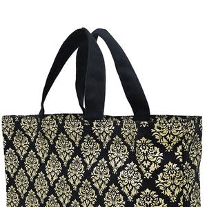Bolsa de compras multiusos de algodón elegante hecha a mano en Bengala Occidental, India - Product Image 5