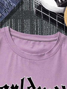 เสื้อยืดโอเวอร์ไซส์ผู้ชายลายกราฟิก Cozy Wear สีม่วง แขนสั้น คอกลม สไตล์สตรีท ทรงพอดีตัว พร้อมโลโก้สั่งทำด้านหลัง - Product Image 2