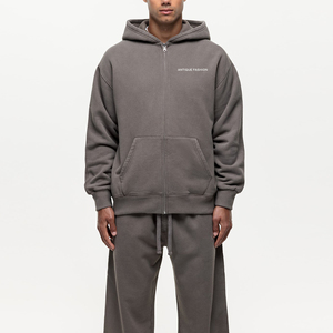 Ensemble sweat à capuche et pantalon de survêtement unisexe en coton 100% uni, style streetwear vintage délavé à l'acide, fabriqué par Antique Fashion - Product Image 1