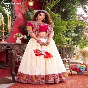 Última Colección de Lehenga-Choli de Diseñador con Vichitra Pesado y Bordado con Hilo, con Koti, Fabricante de Surat - Product Image 1