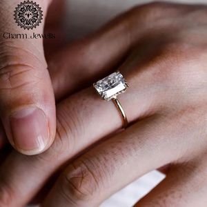 Bague de fiançailles classique pour femme Charm_Jewells en moissanite taille coussin, plaqué or 18 carats, sertie à griffes, certifiée IGI, 3 grammes - Product Image 6