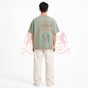 เสื้อยืดทรงหลวมแบบดรอปโชว์เดอร์ รุ่นพรีเมียม Urban Sun Faded ผลิตจากผ้าเนื้อน้ำหนักเบา สวมใส่สบาย เหมาะสำหรับลุคสบายๆ ทันสมัย - Product Image 3
