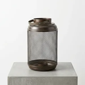 Lanterne en métal irrégulier au design artisanal, légère et réutilisable, très vendue, décoration d'intérieur, finition antique en fer - Product Image 1