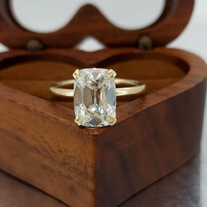 Premium 4 carat cushion Cut Diamond Engagement Ring Yellow Gold Classic Style Women's Natural Diamond Jewelry - Product Image 1