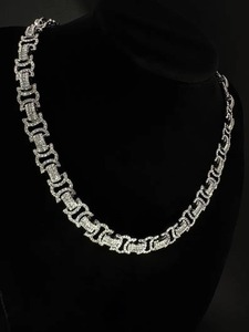 Chaîne cubaine en diamant de fabrication indienne pour les occasions professionnelles ou décontractées et les occasions de luxe, disponible au meilleur prix - Product Image 3