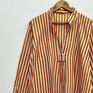 เดรสผ้าฝ้ายลายทางสไตล์โบฮีเมียน: สีสนิมและสีครีม ทรงหลวมแบบแม็กซี่ - Product Image 4