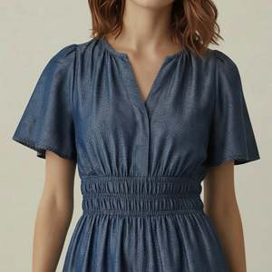 Vestido Corto Elástico de Mezclilla de Algodón Índigo para Mujer con Mangas Cortas, Tejido Ligero y Estilo Moderno - Product Image 5