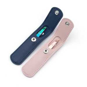 Pinzas para Cejas de Acero Inoxidable con Punta Inclinada SEVMEK INSTRUMENTS para una Depilación Precisa, Aplicaciones Profesionales de Belleza - Product Image 4