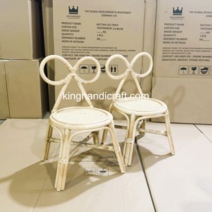 Chaises pour enfants en rotin naturel faites à la main pour événements de location, mariages, fêtes d'anniversaire et mobilier événementiel commercial - Product Image 3