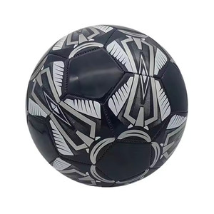 Ballons de football en cuir PVC taille 5, légers, écologiques, avec impression numérique UV, logo personnalisé, photo personnalisée, laminés - Product Image 4