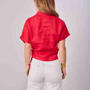 Camisa de lino de verano más vendida con logotipo bordado, parches, manga corta, diseño simple y sólido para hombres, mujeres y parejas. - Product Image 2