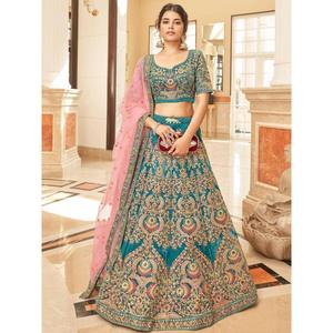 Magnifique vêtement de mariée en velours brodé bleu sarcelle Lehenga Choli - Product Image 6