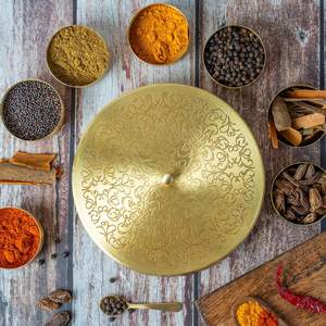 Boîte à épices en laiton à prix abordable avec support – Rangement de cuisine pour Masala Dani Dabba et herbes aromatiques - Product Image 2