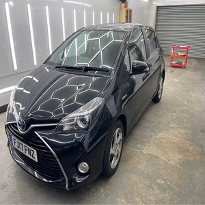 TOYOTA YARIS en venta. Todos los modelos disponibles. Entrega rápida. En stock. Buen estado. Funcionando excelentemente. Usado en buen estado y como nuevo. - Product Image 1